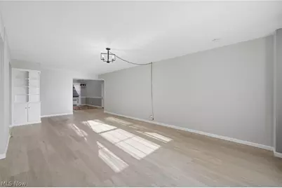 13500 Shaker Boulevard #203, Loveland, OH 44120 - Photo 14