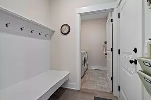 5403 Deerpath Dr, Sheffield Village, OH 44054 - Photo 34