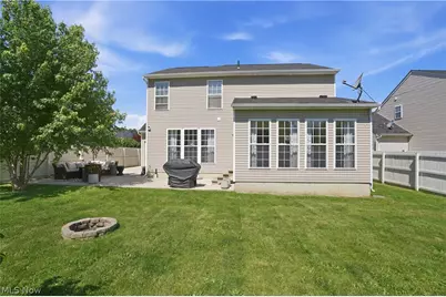 563 Colonial Drive, Painesville, OH 44077 - Photo 6