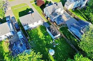 394 Meadowbrook Ave SE, Warren, OH 44483 - Photo 6