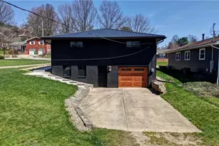 212 High St, Dover, OH 44622 - Photo 32