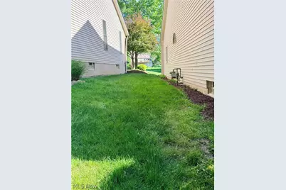8304 Washington Avenue, North Royalton, OH 44133 - Photo 6