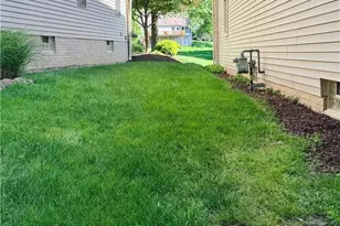 8304 Washington Ave, North Royalton, OH 44133 - Photo 6
