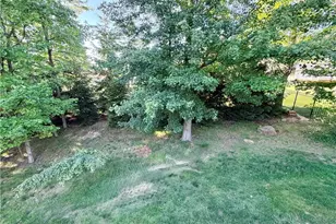 8304 Washington Ave, North Royalton, OH 44133 - Photo 10