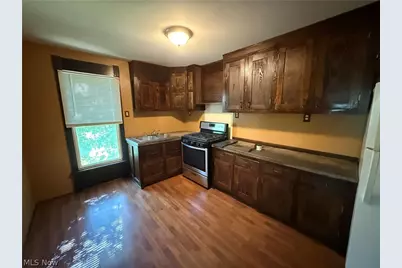 1076 Ackley Street #2, Akron, OH 44306 - Photo 6
