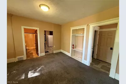 1076 Ackley Street, Akron, OH 44306 - Photo 6