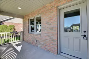 219 Pinehurst Dr, Dover, OH 44622 - Photo 4