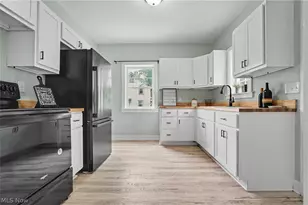 1010 Sawyer Ave, Akron, OH 44310 - Photo 8