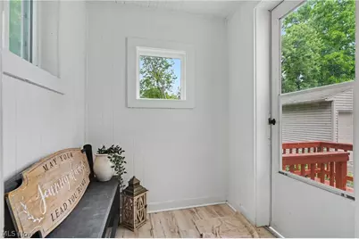 1010 Sawyer Avenue, Akron, OH 44310 - Photo 22