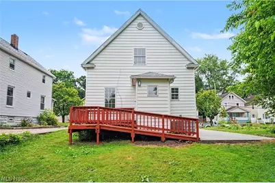 1010 Sawyer Avenue, Akron, OH 44310 - Photo 2
