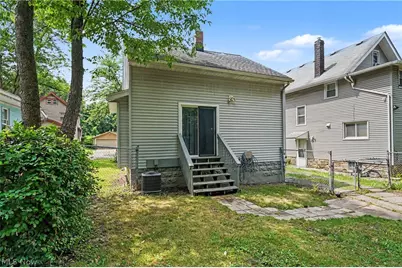 811 E Crosier Street, Akron, OH 44306 - Photo 22