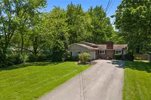 8860 Evergreen Dr, Mentor, OH 44060 - Photo 36