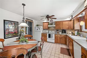 8860 Evergreen Dr, Mentor, OH 44060 - Photo 10