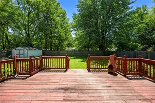 8860 Evergreen Dr, Mentor, OH 44060 - Photo 28