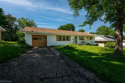 4660 4th Street NW, Canton, OH 44708 - Photo 2