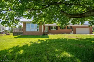 4544 Lakeknoll St, Louisville, OH 44641 - Photo 46