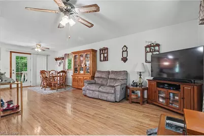 4250 Herr Fieldhouse Road, Worthington, OH 44470 - Photo 14