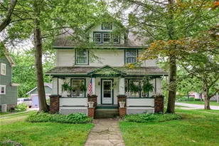 748 E Main St, Ravenna, OH 44266 - Photo 2