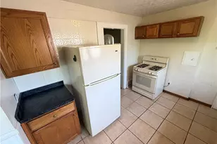 918 Frederick Blvd, Akron, OH 44320 - Photo 14