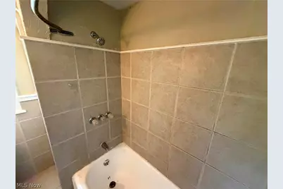918 Frederick Boulevard, Akron, OH 44320 - Photo 20