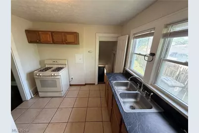 918 Frederick Boulevard, Akron, OH 44320 - Photo 18