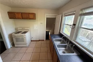 918 Frederick Blvd, Akron, OH 44320 - Photo 18
