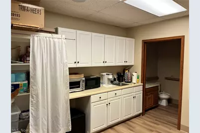 2056 Portage Road #6, Wooster, OH 44691 - Photo 4