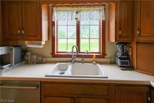 9775 W Bloom Rd, Port Clinton, OH 43449 - Photo 18