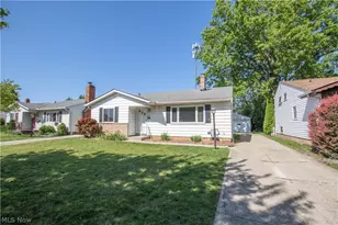 317 E 312th St, Willowick, OH 44095 - Photo 2
