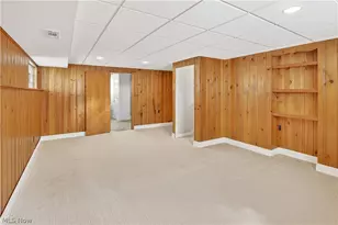 317 E 312th St, Willowick, OH 44095 - Photo 24