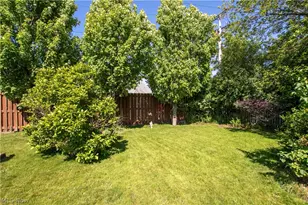 317 E 312th St, Willowick, OH 44095 - Photo 32