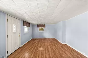 41511 Hazelwood St, Elyria, OH 44035 - Photo 2