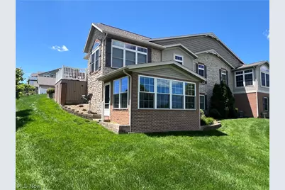 203 Heritage Crossing SE, Sugarcreek, OH 44681 - Photo 8