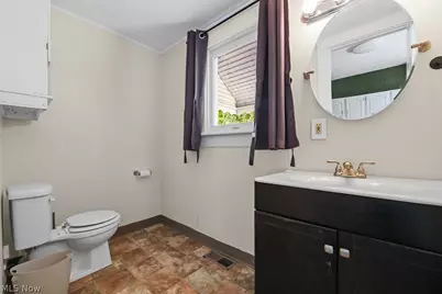 2395 East Avenue, Akron, OH 44314 - Photo 28