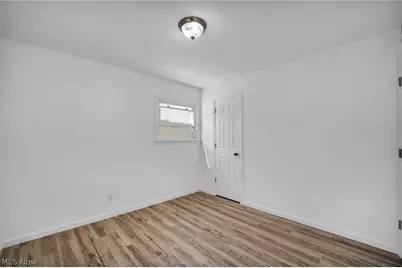 424 E 308th Street, Willowick, OH 44095 - Photo 30