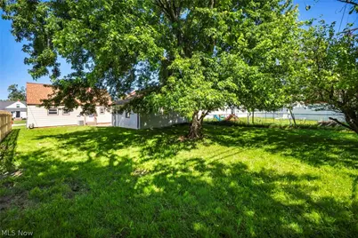 424 E 308th Street, Willowick, OH 44095 - Photo 42