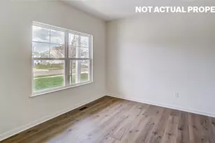 3704 Aileen Way, Zanesville, OH 43701 - Photo 4