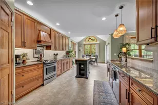 1467 Brentfield Dr, Wadsworth, OH 44281 - Photo 10