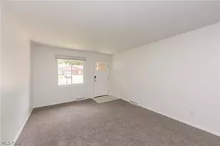 3862 & 3866 Seneca St, Stow, OH 44224 - Photo 4