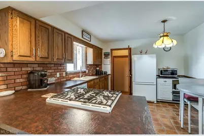 317 E Linwood Avenue, Akron, OH 44301 - Photo 18