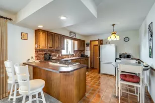 317 E Linwood Ave, Akron, OH 44301 - Photo 14