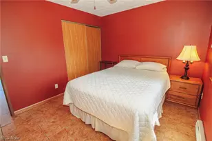 230 W Lakeshore Dr, Port Clinton, OH 43452 - Photo 14