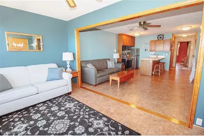 230 W Lakeshore Drive #F, Port Clinton, OH 43452 - Photo 4