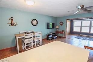 230 W Lakeshore Dr, Port Clinton, OH 43452 - Photo 6