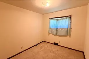 1101 Fess Ave, Akron, OH 44307 - Photo 6