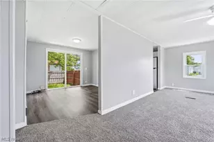 490 Arabian Ct, LaGrange, OH 44050 - Photo 4