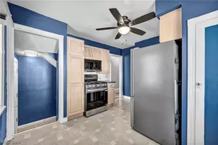 208 Longfellow St, Elyria, OH 44035 - Photo 12