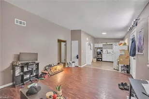 1927 Preston Ave, Akron, OH 44305 - Photo 12