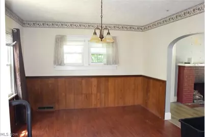 1020 Falls Avenue, Cuyahoga Falls, OH 44221 - Photo 8