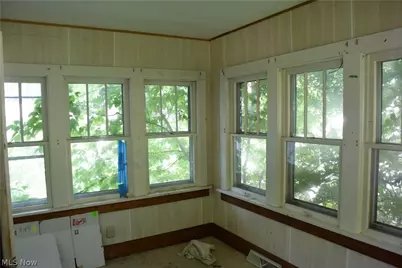 1020 Falls Avenue, Cuyahoga Falls, OH 44221 - Photo 16